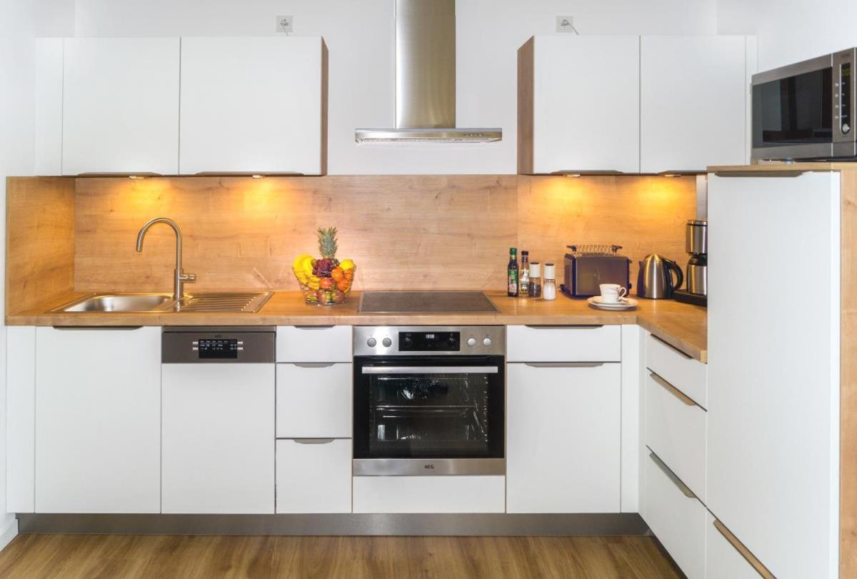 Residenz/Eric Apartment Росток Екстериор снимка
